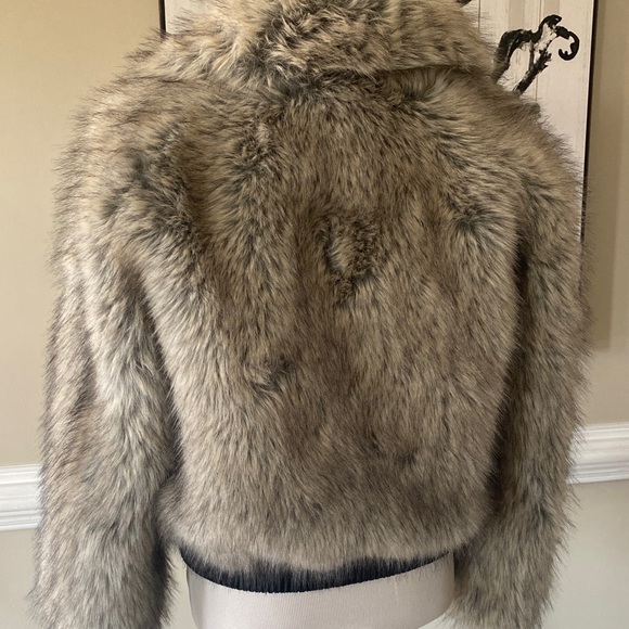 Bershka Women's Teddy Jacket - Cream and Black - Picture 4 of 6